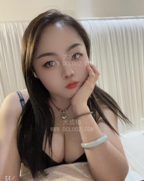 天心大胸服务控小妹