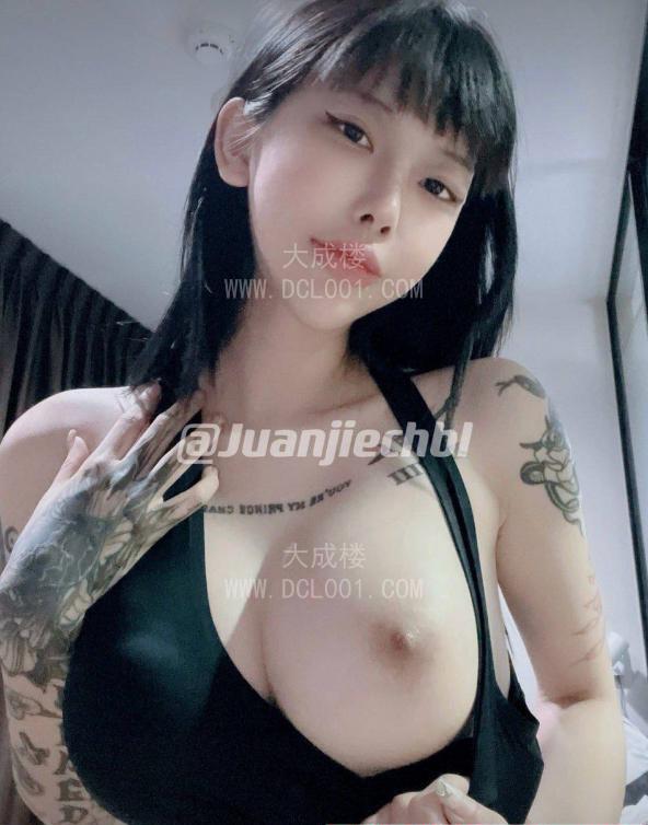 历城通体纹身小妹