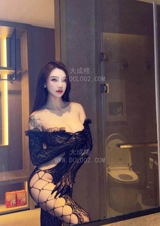 南城车模身材铭铭