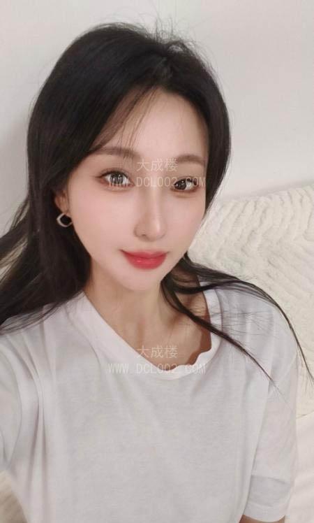 吴中大奶颜值尤物