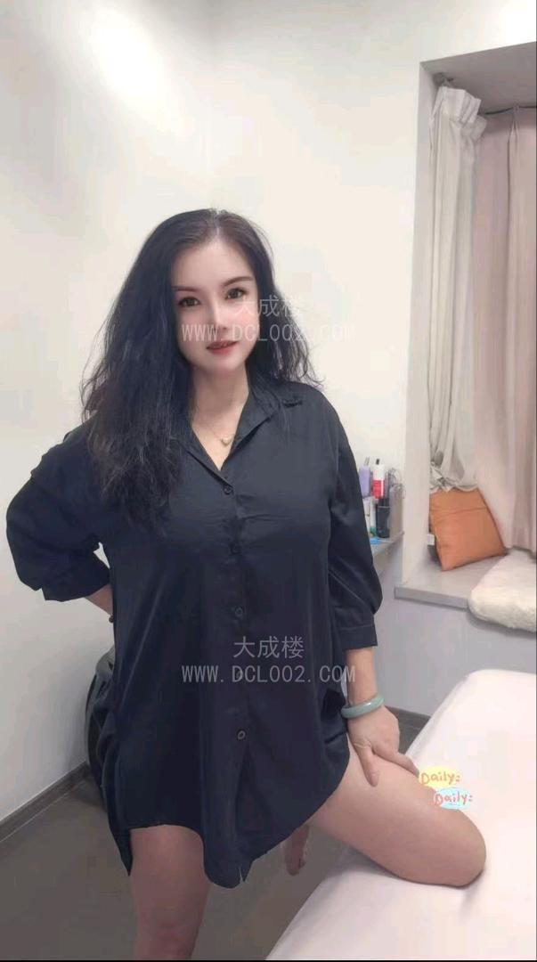 杭州良家圆润翘臀少妇