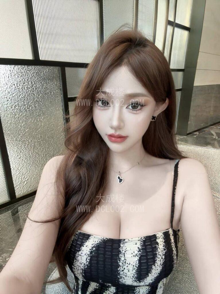 鄂尔多斯妖娆的巨乳小妖精