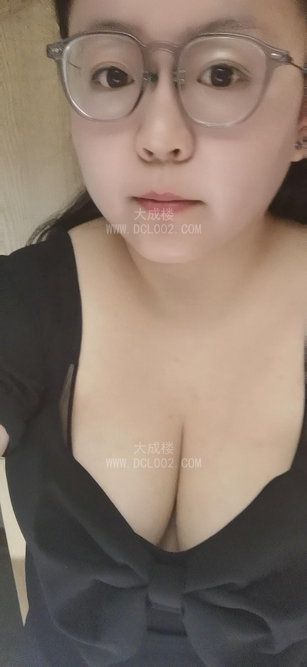 青岛新人刚下海洋洋