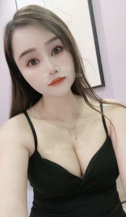 秀英水多大奶骚妇