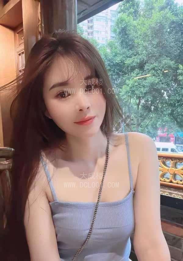 海珠极品舌吻莎莎