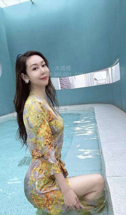 热情温柔长腿老师