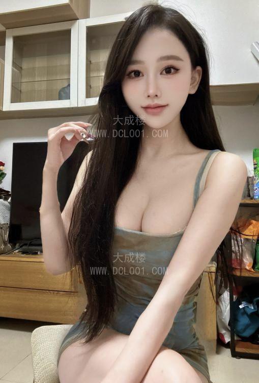 天河腿长肤白小姐姐