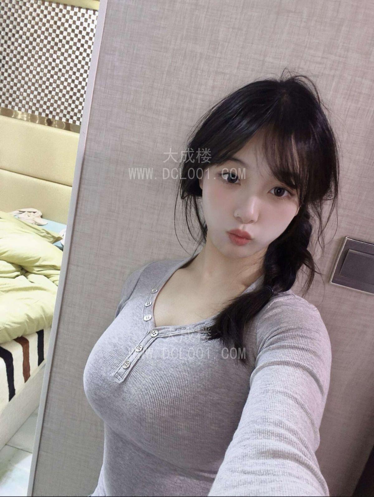 巨乳新人女神七七