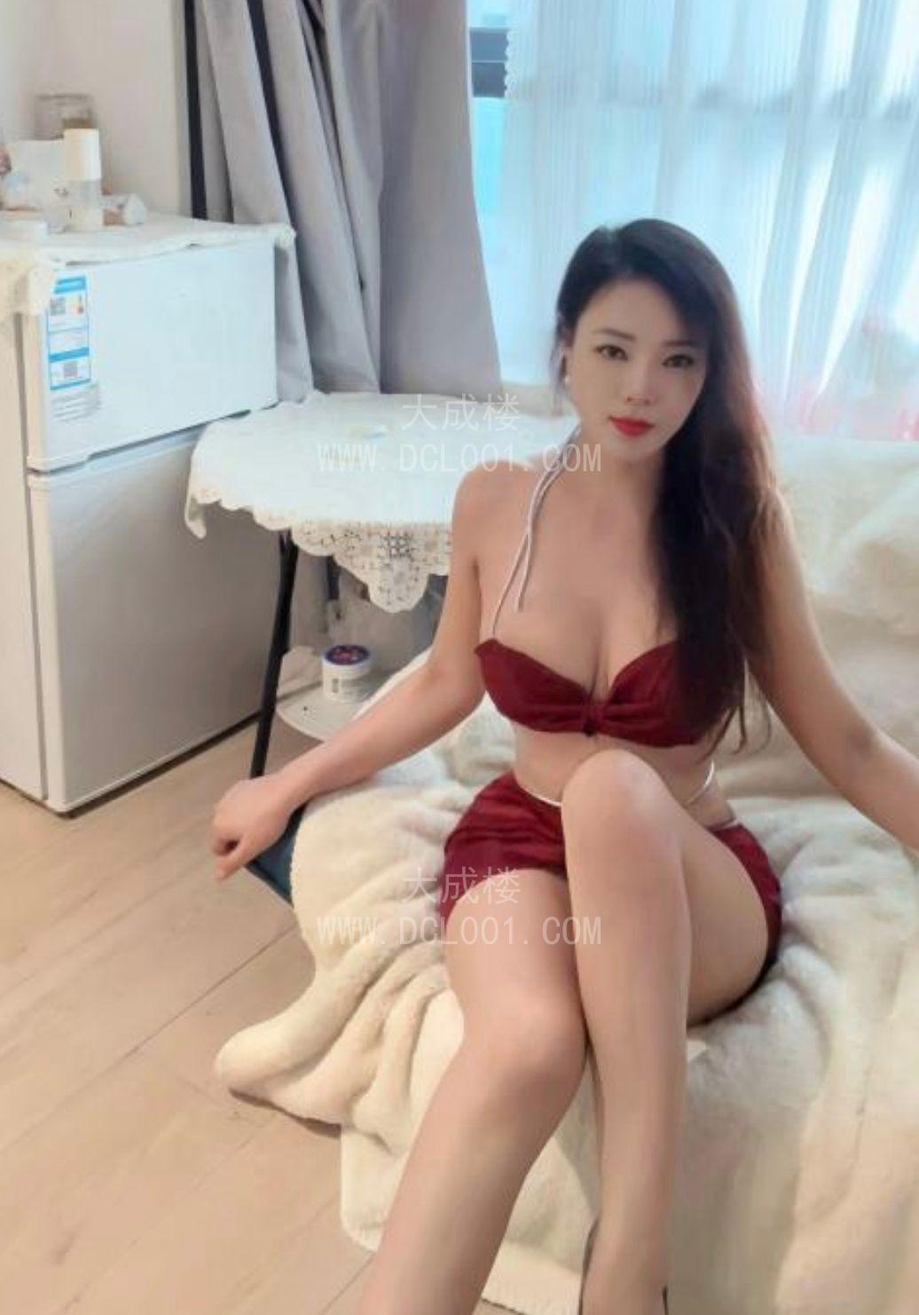 服务系风骚少妇