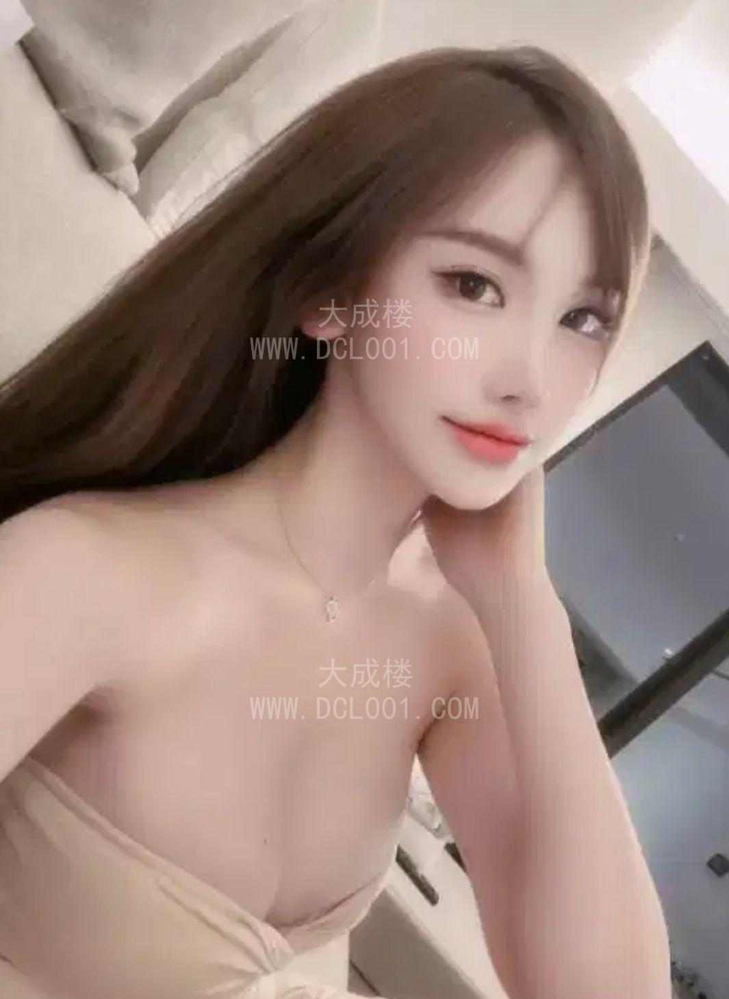 天河大屁股大长腿车模悠悠