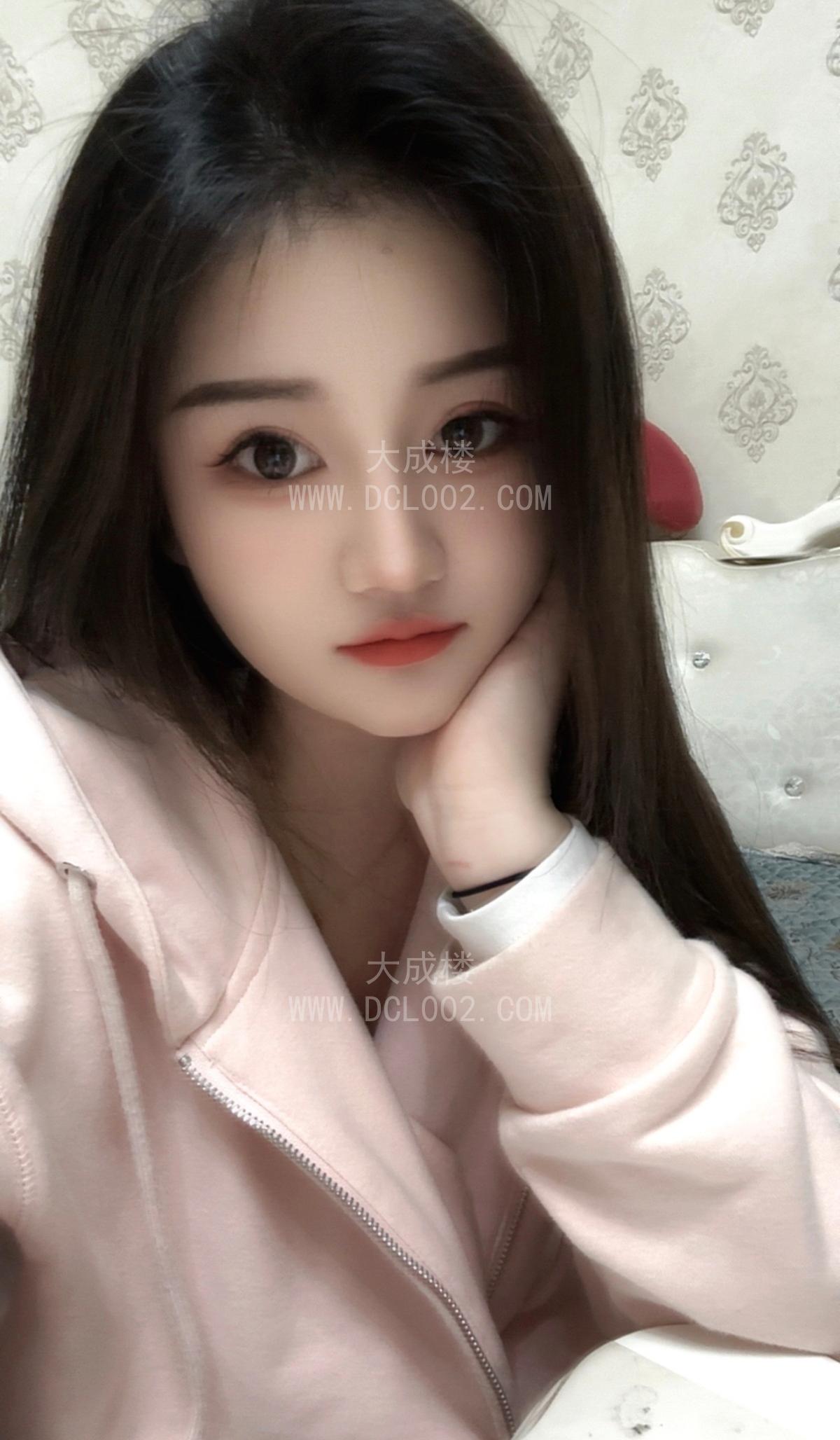 自荐认证刚下水的夜场靓妞儿