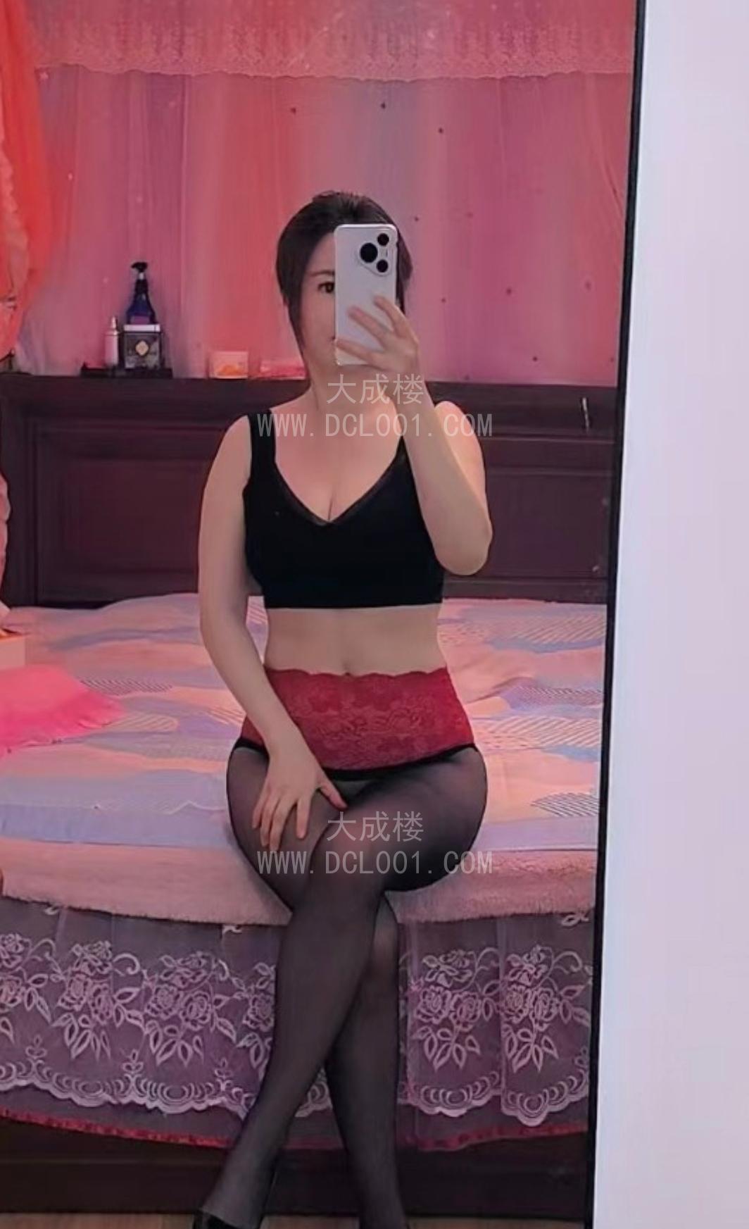 南京建业完美身材小英