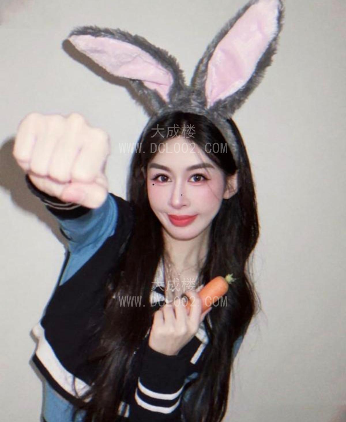 南山腿长腰细胸大白虎老师