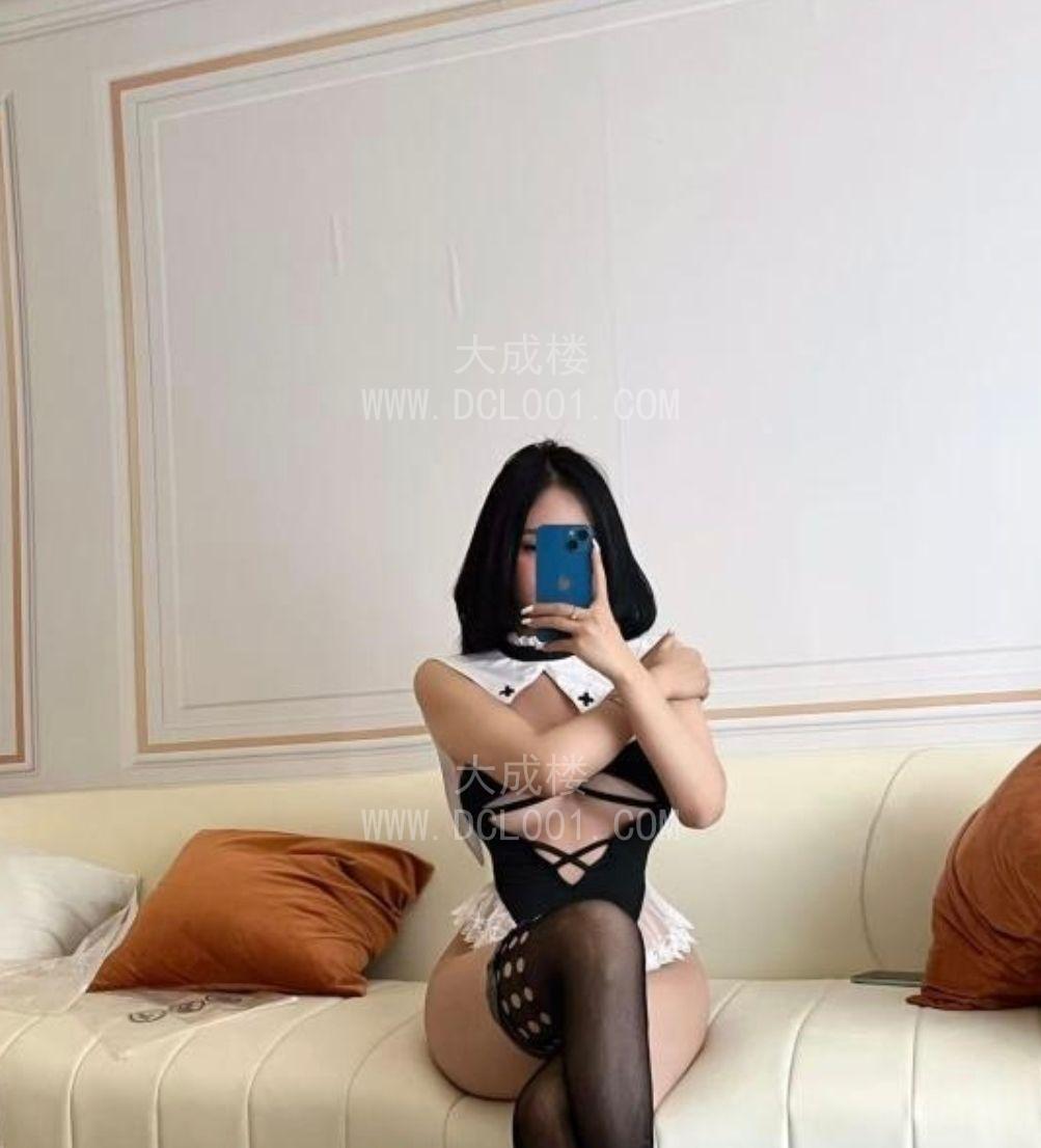 黑丝肉臀宝贝敏