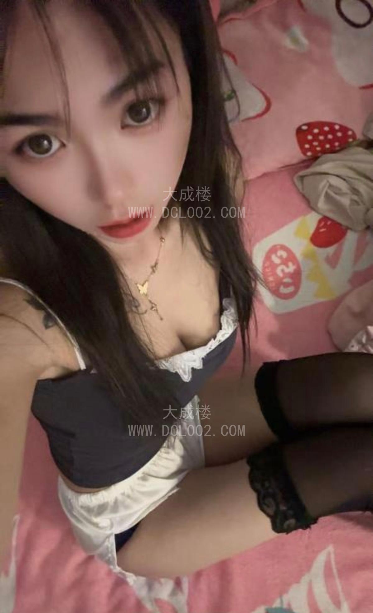 南京高颜值反差婊萌妹妹