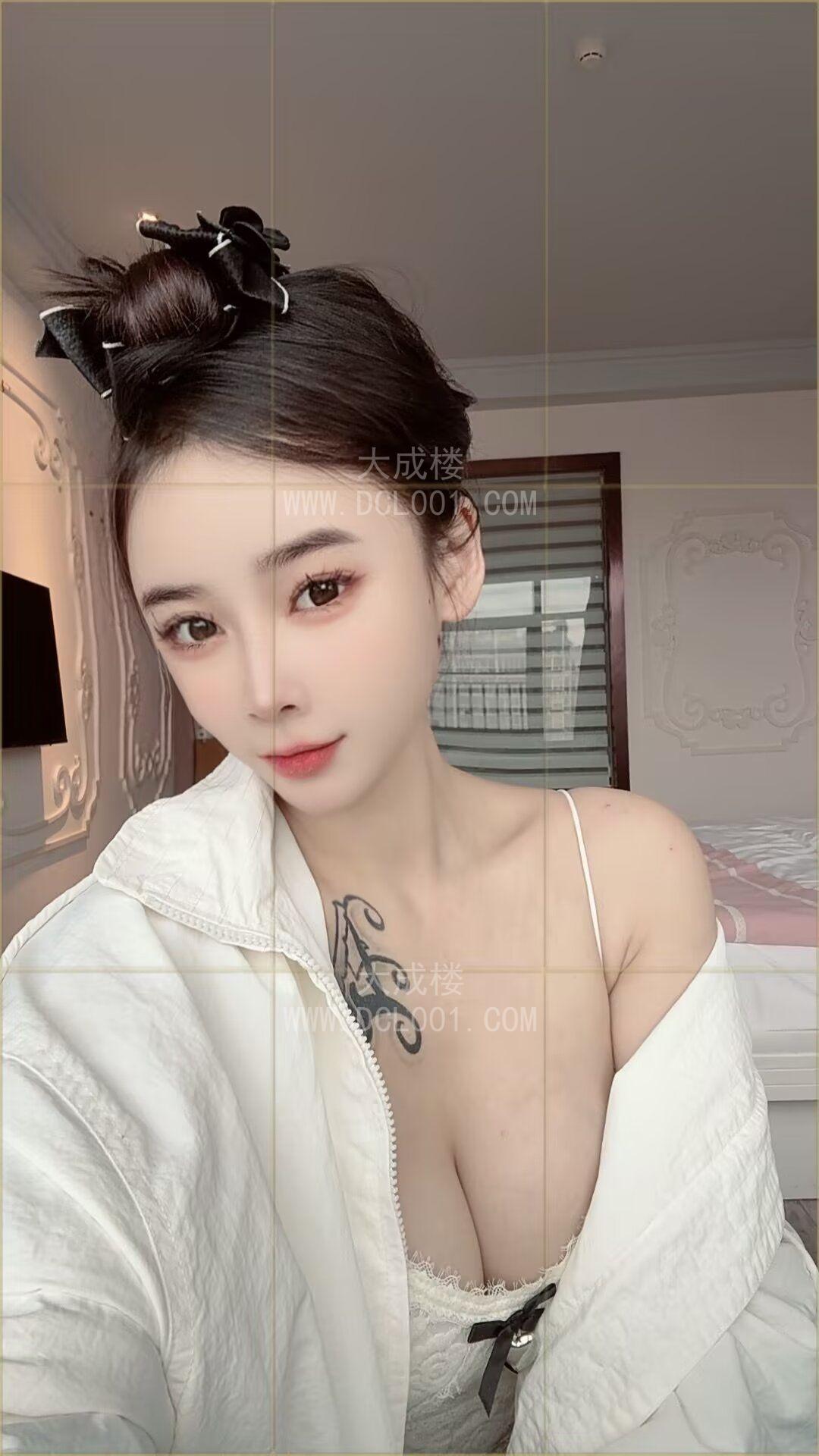 惠城舌吻反差尤物