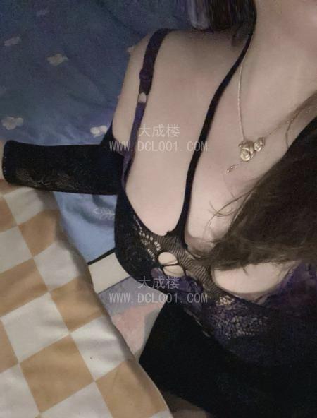 天河迎容儿少妇