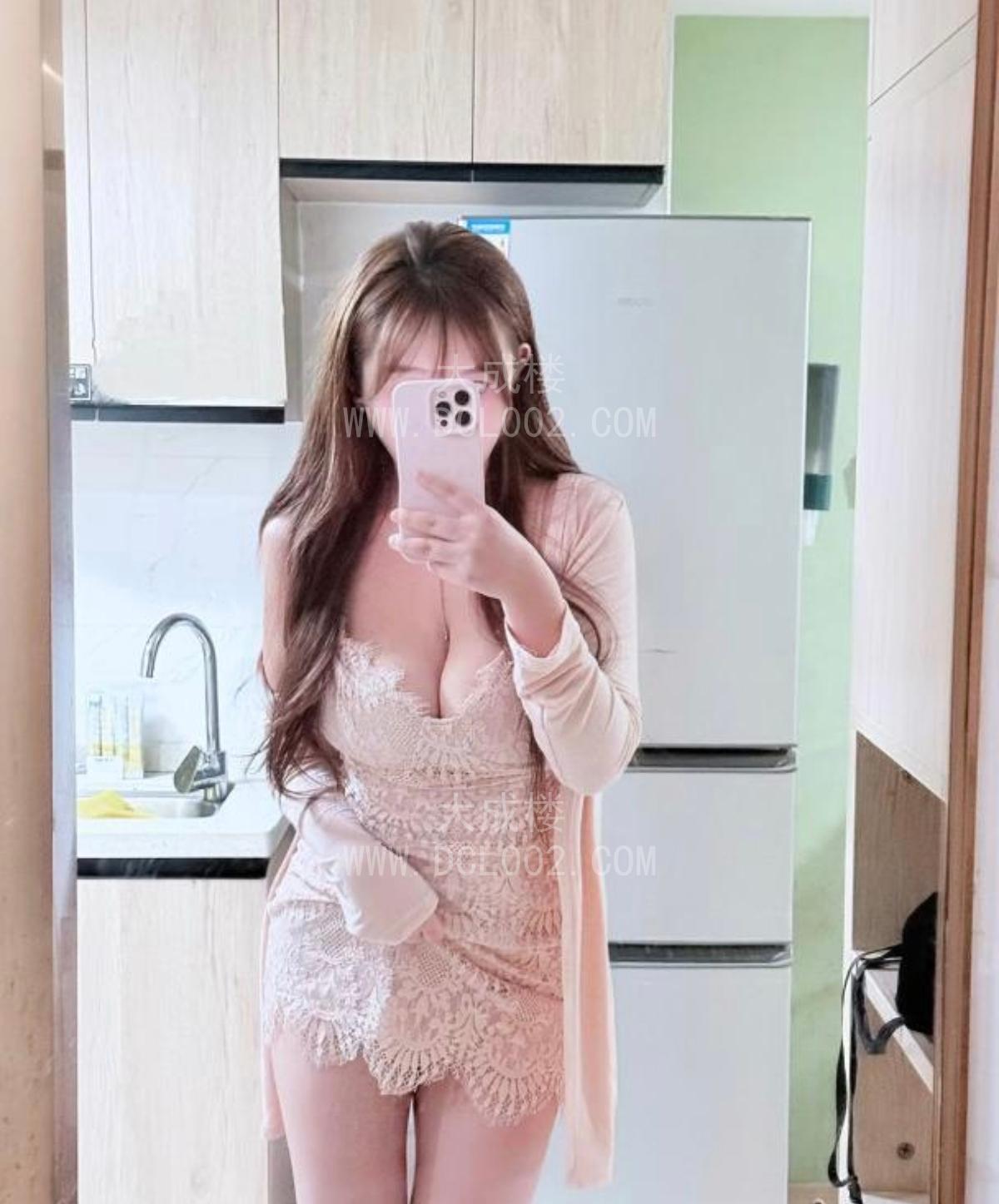 东莞胸大屁股翘的豆豆