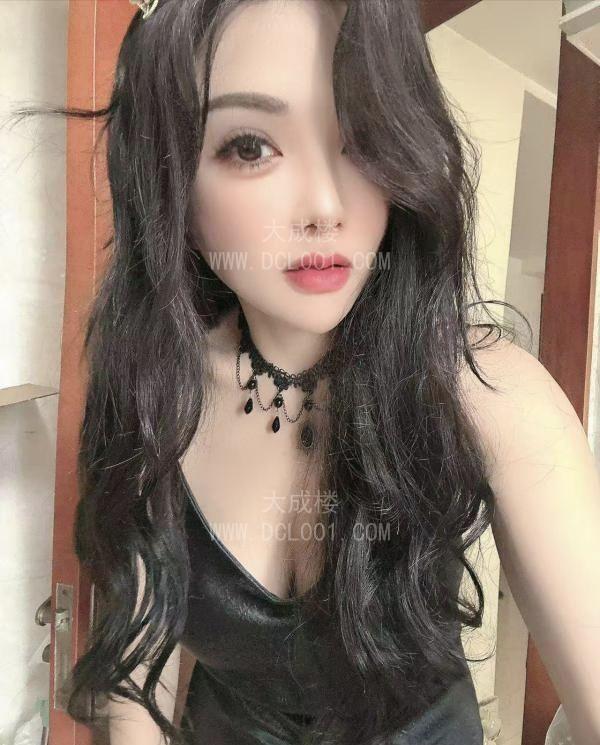 水多性感骚妹子