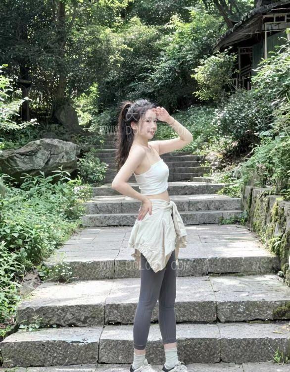 一字马媚儿回归