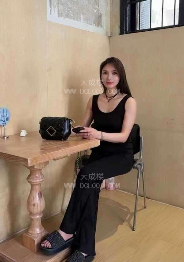 白云靓女冰冰有双飞