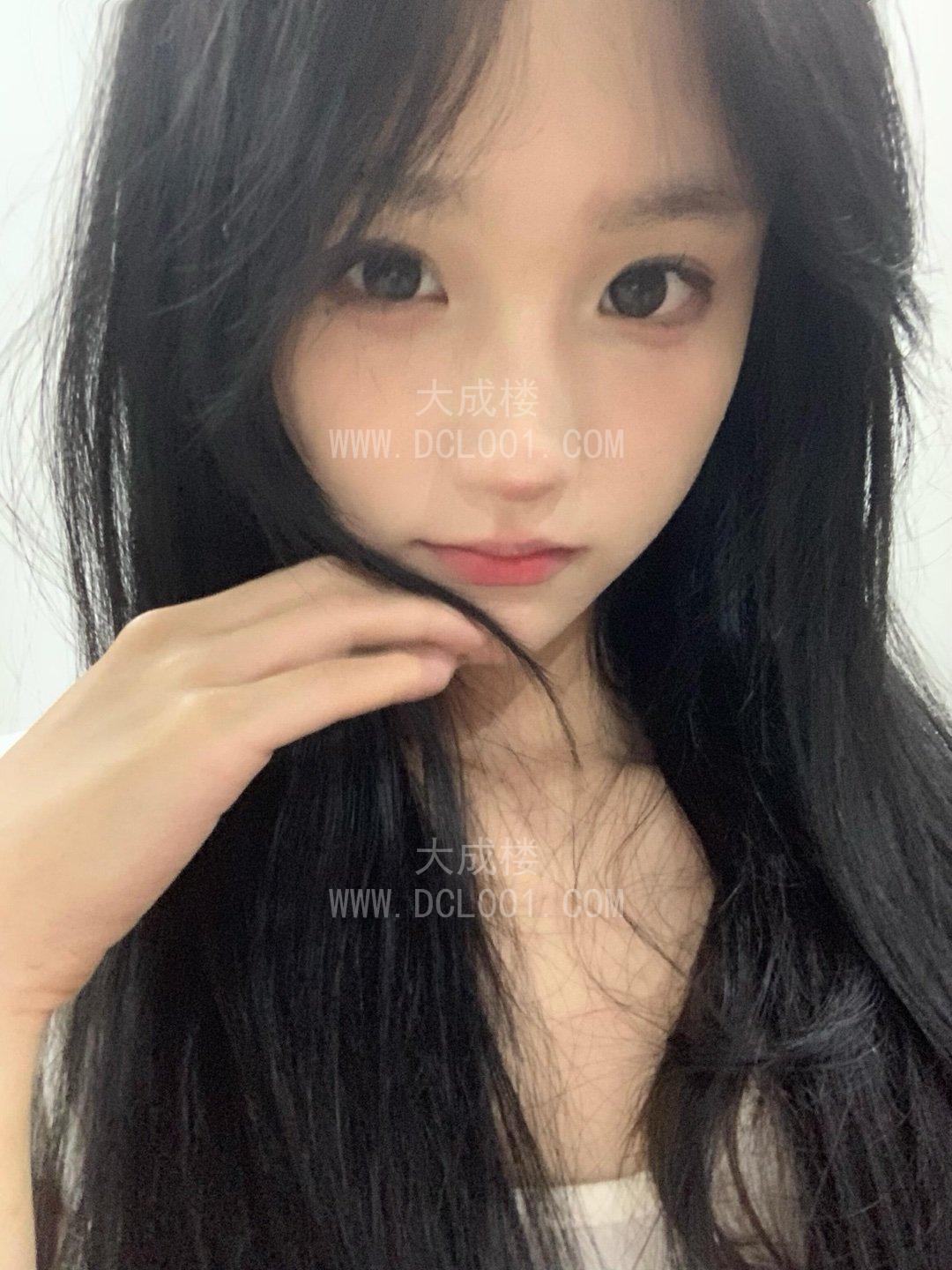 白云可爱娃娃脸萌妹可外出