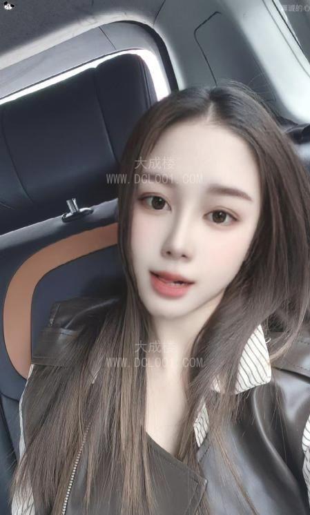 海珠温柔性感妹子