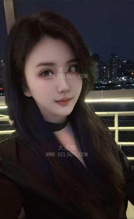 重庆性感大长腿美少女