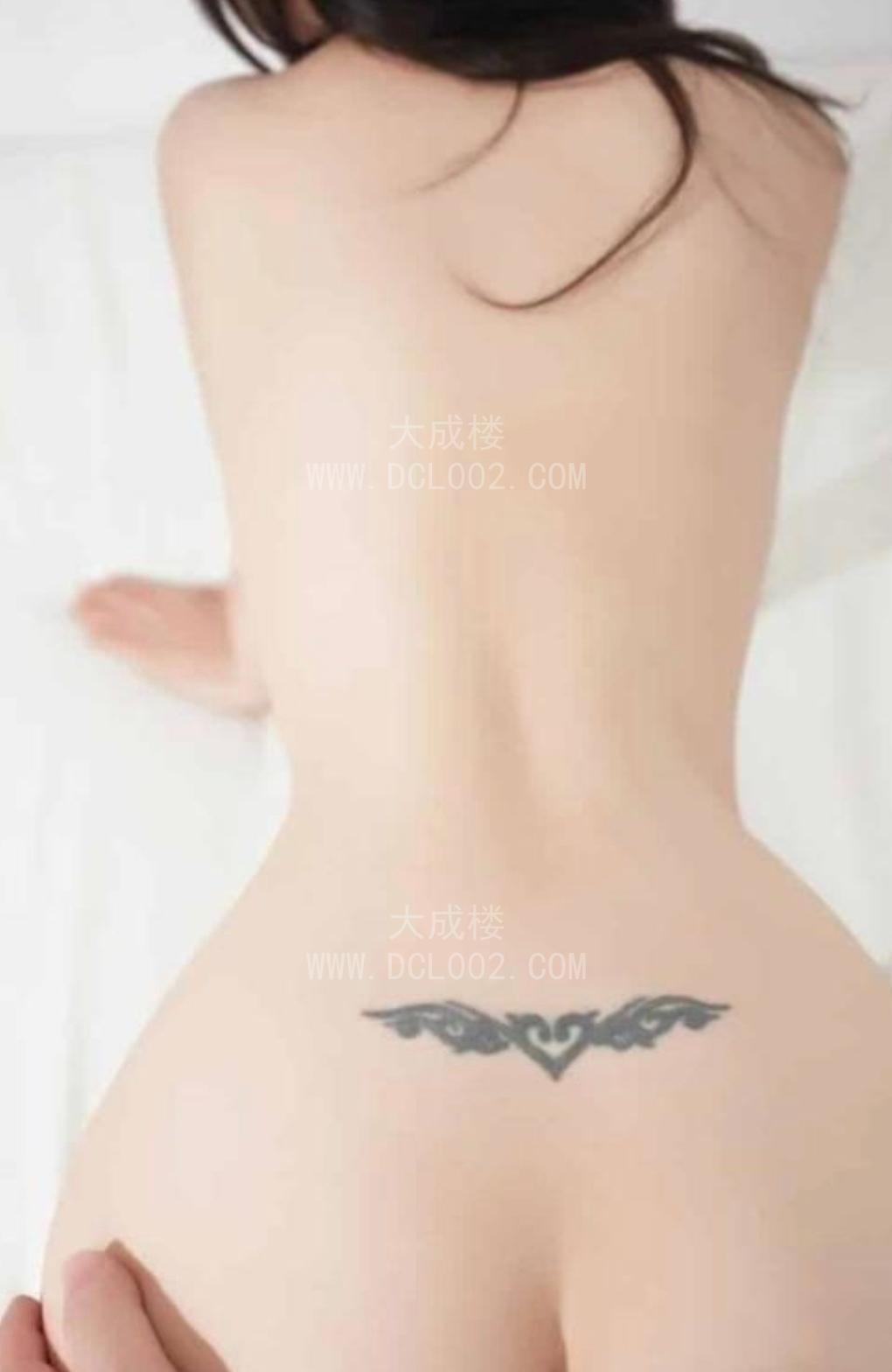 南山一字马媚儿