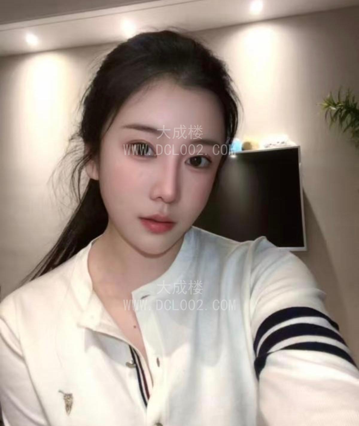 南京高颜值美女沐沐