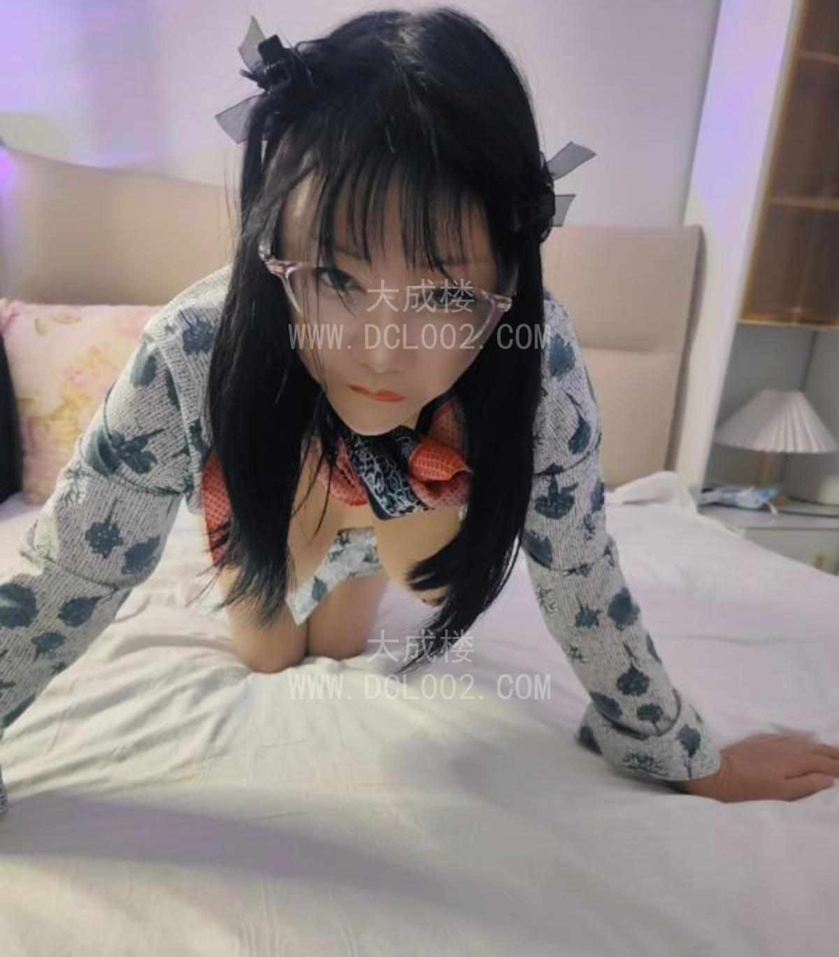 南京南站大胸老师