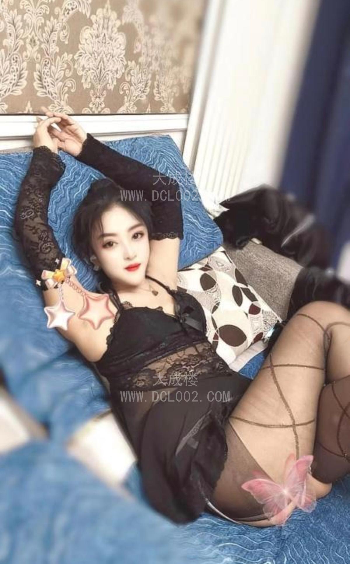 郑州黑丝性感少妇