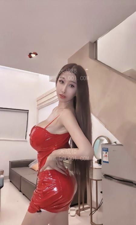 巨乳翘臀网红善朵