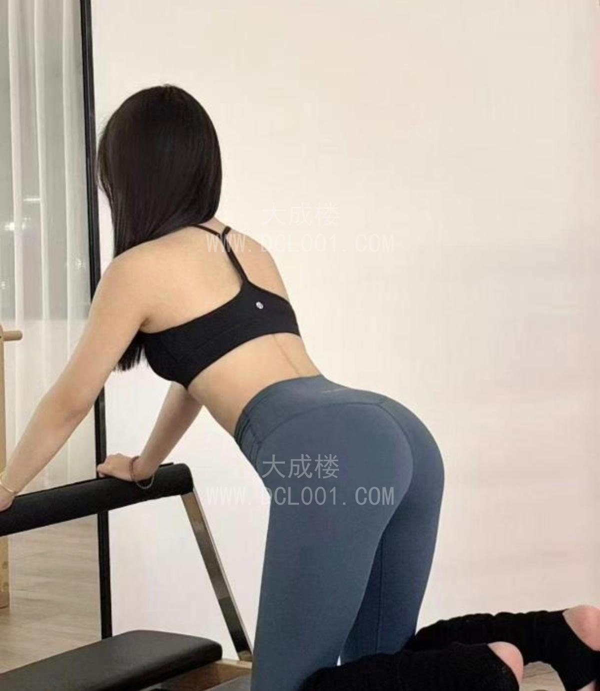 南昌一字马瑜伽骚妹