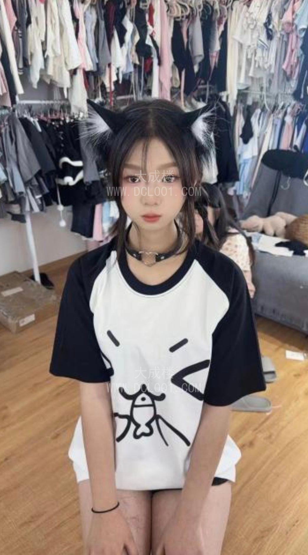 刚入行嫩妹豆豆