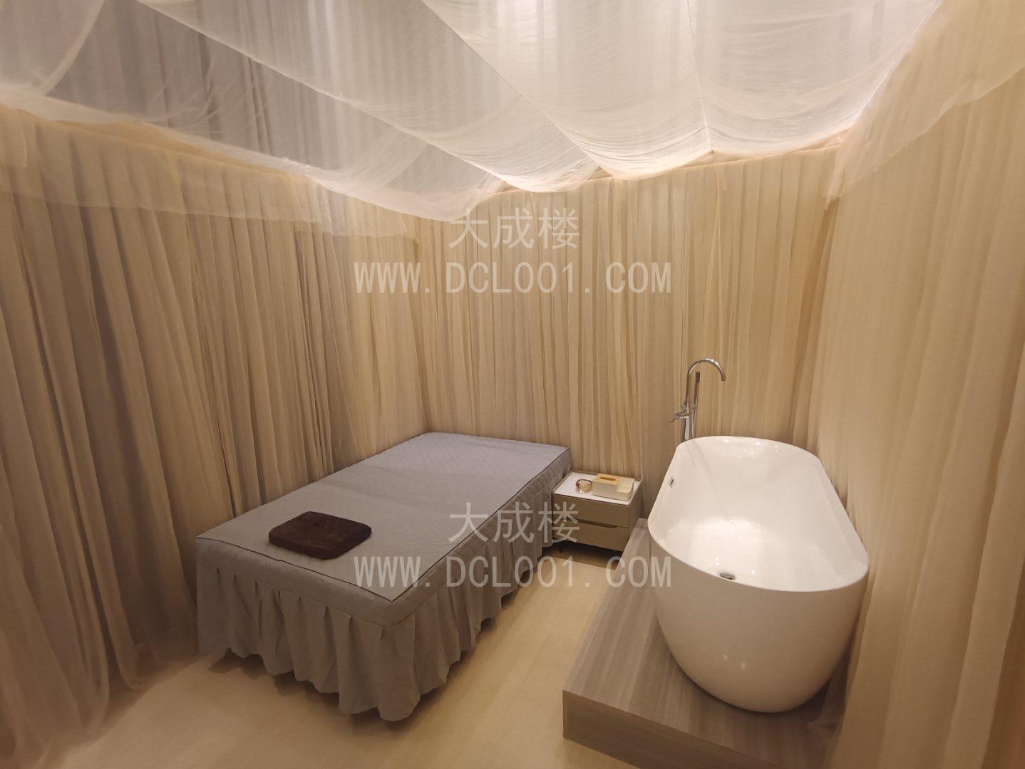 天河颜值00后离职单干抓龙筋乐乐